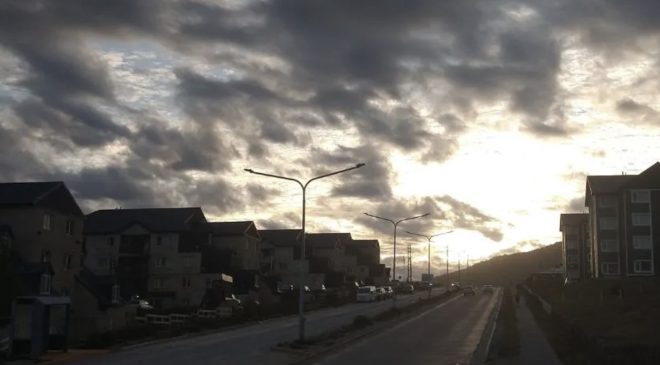 El SMN emitió advertencias amarillas por lluvias y nevadas para este martes